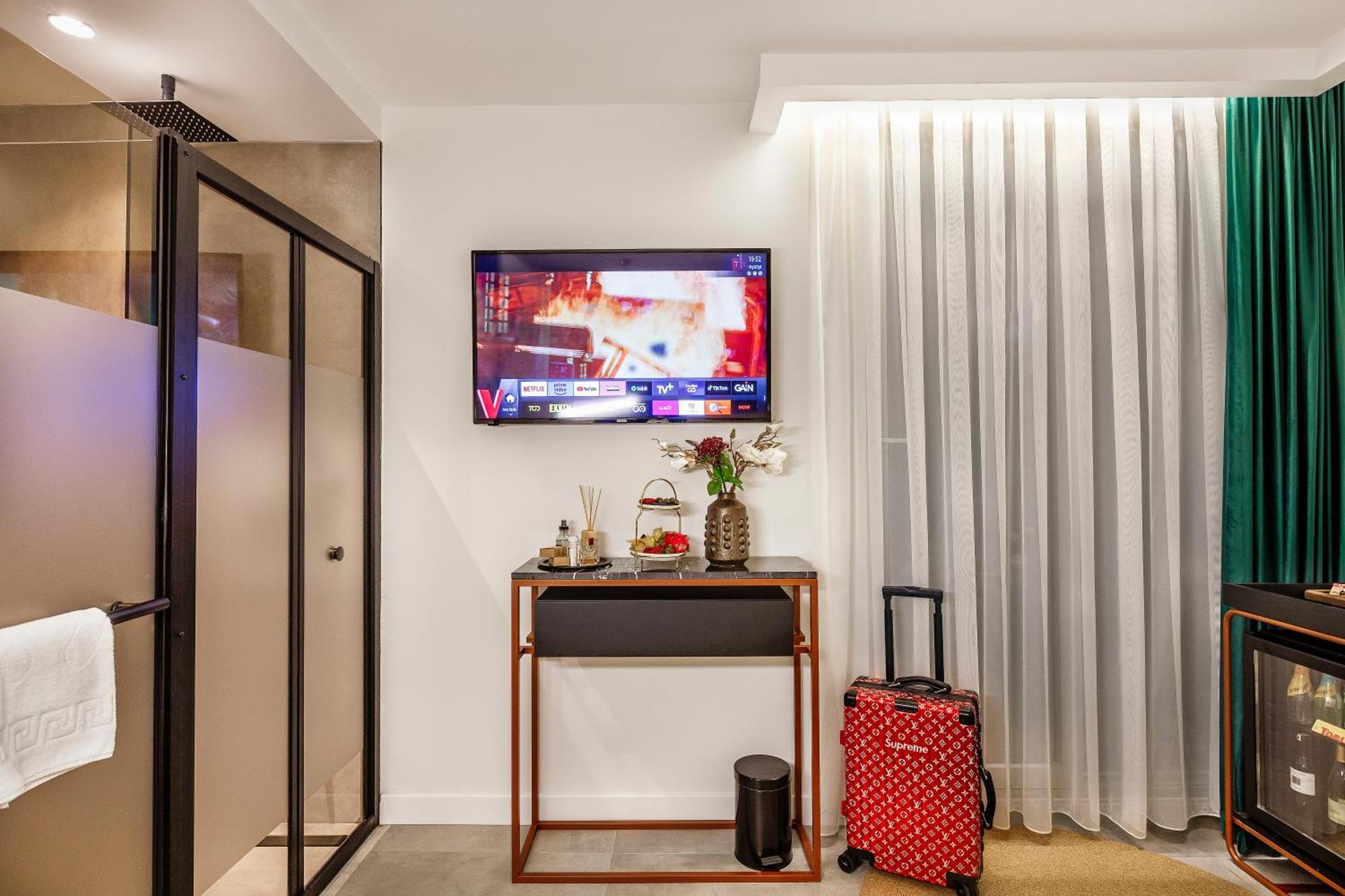 Luff Living (Adults Only) Antalya Kültér fotó