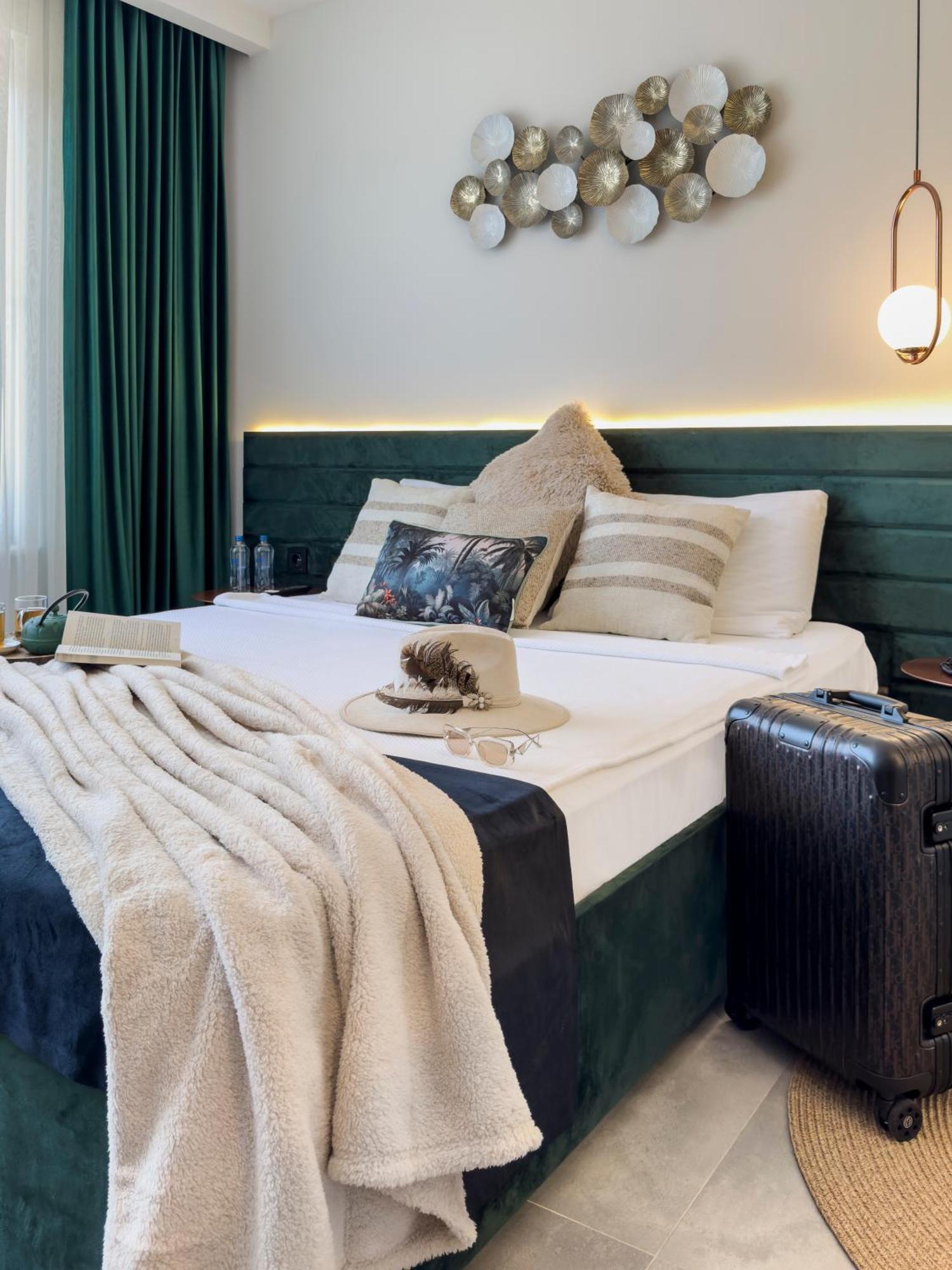 Luff Living (Adults Only) Antalya Kültér fotó